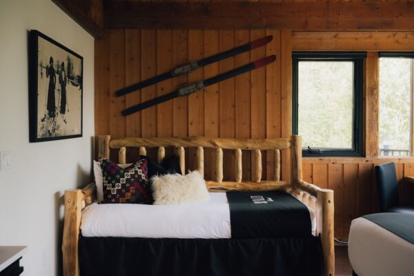 4. Copy of SVC_201TrundleHorizontal